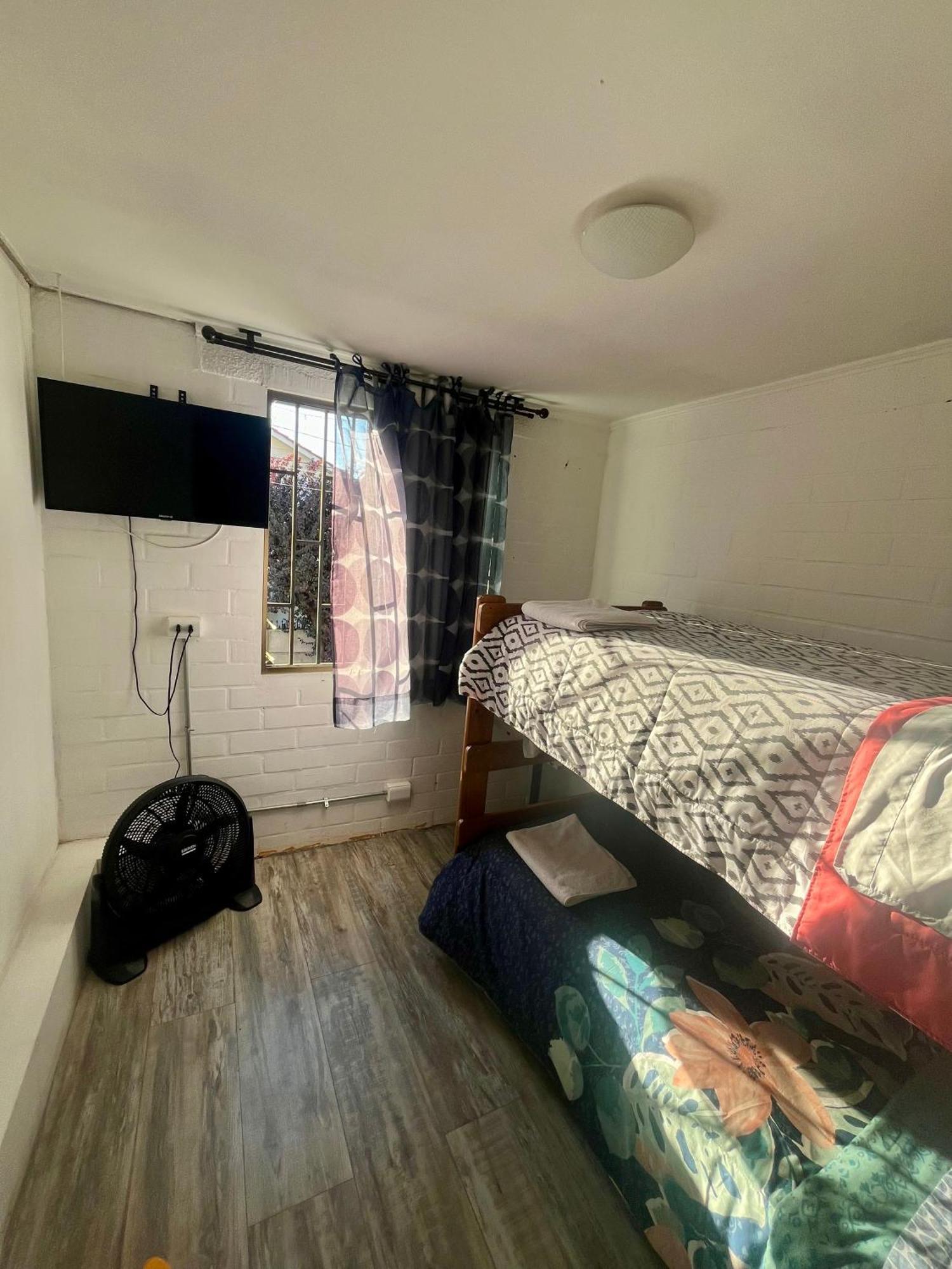 Hostel Tu Espacio Re - Casa Cerca Del Aeropuerto ซานติอาโก ภายนอก รูปภาพ